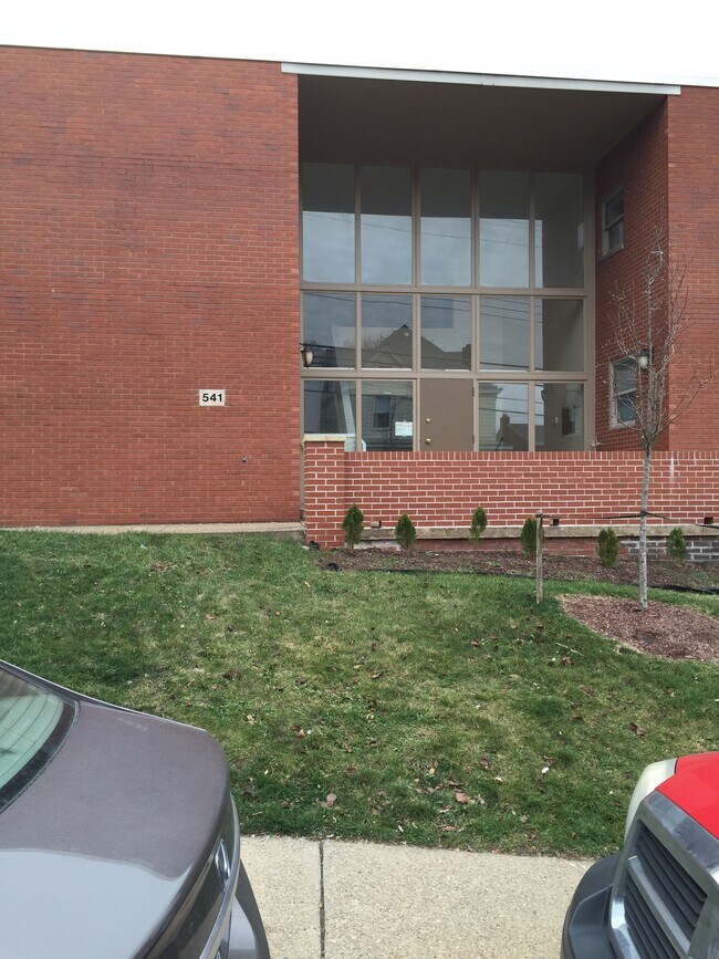 Building Photo - 541 Boggs Ave