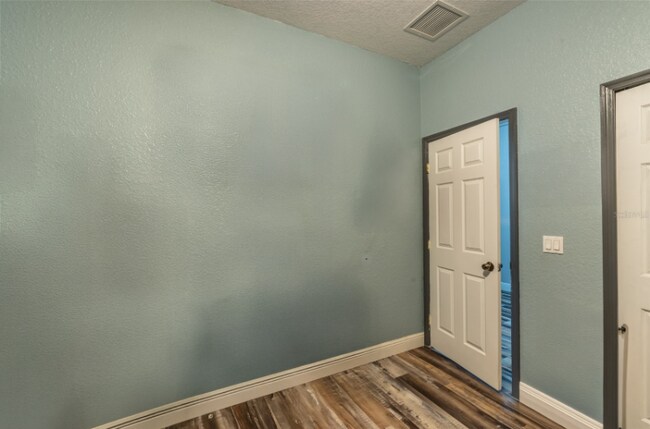 Building Photo - 384 Coral Beach Cir