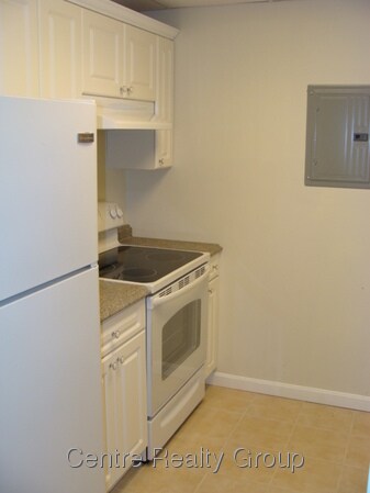 Building Photo - 50 Broadlawn Park
