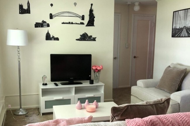The Riverview Apartments photo'