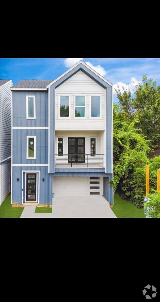 Building Photo - 2807 Brailsfort St