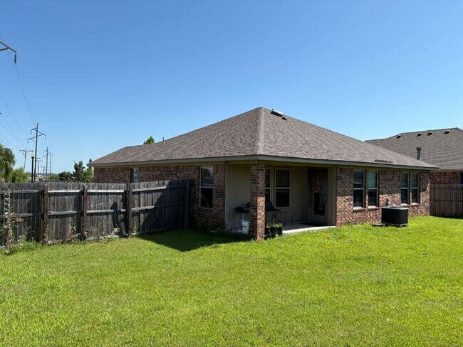 Foto del edificio - Charming 3-Bedroom Home in Norman - Availa...