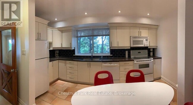 Building Photo - 34 Georgian Ln