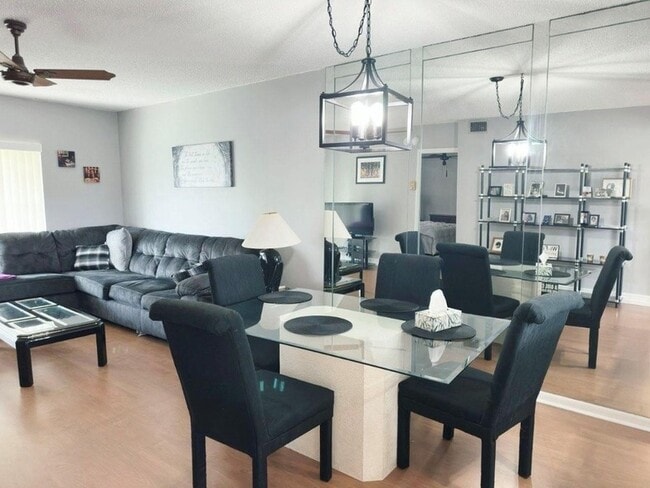 Photo - 7505 NW 5th Pl Apartment