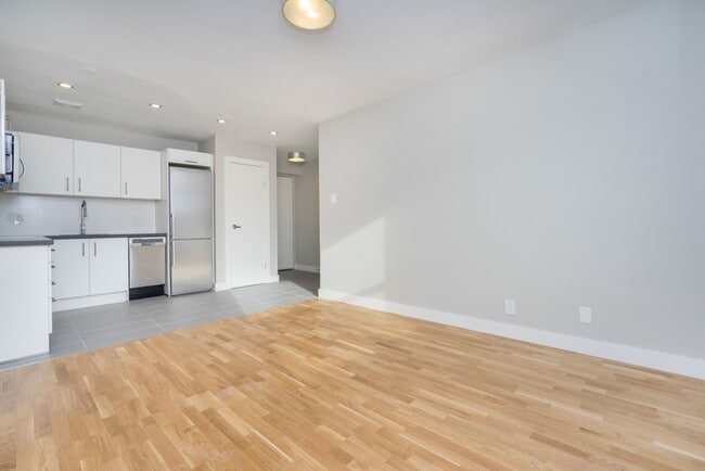 Building Photo - 25 Eccleston Dr