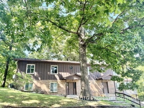 Building Photo - 422 N Mt Auburn Rd