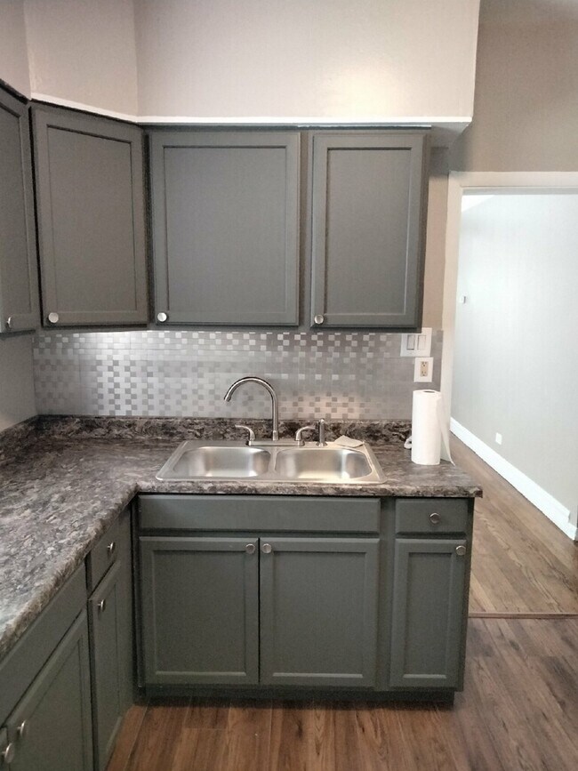 New Cabinets & Backsplash - 1623 N Lotus Ave