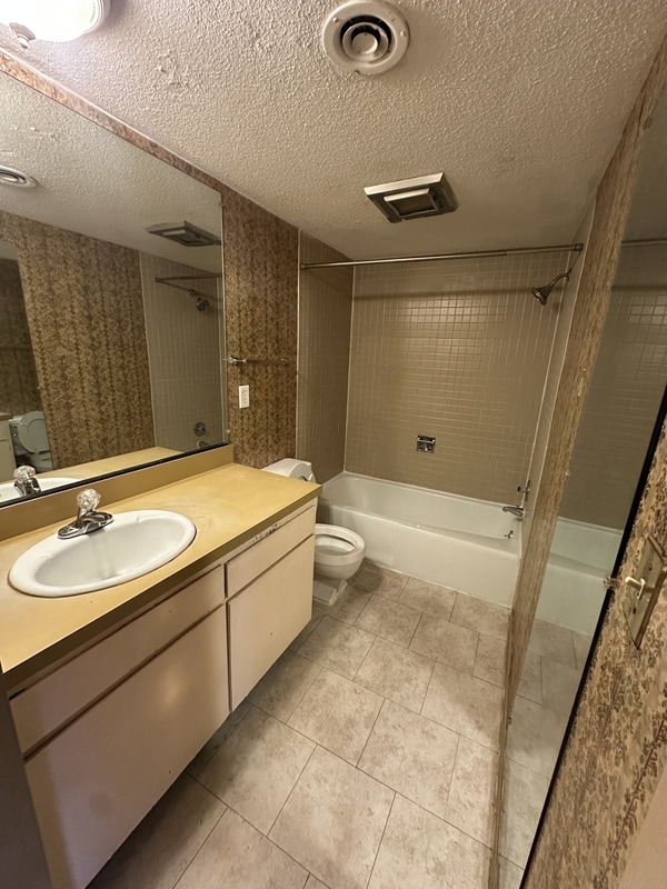 Photo - 1855 Poplar Woods Cir W Apartment