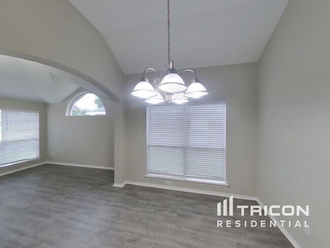Foto del edificio - 1408 Jessica Ln