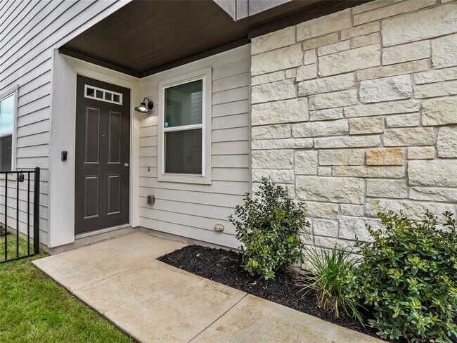Foto del edificio - 7500 Chesapeake Rail Ln