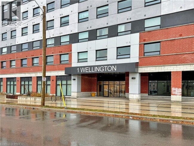 Photo du bâtiment - 1 Wellington St