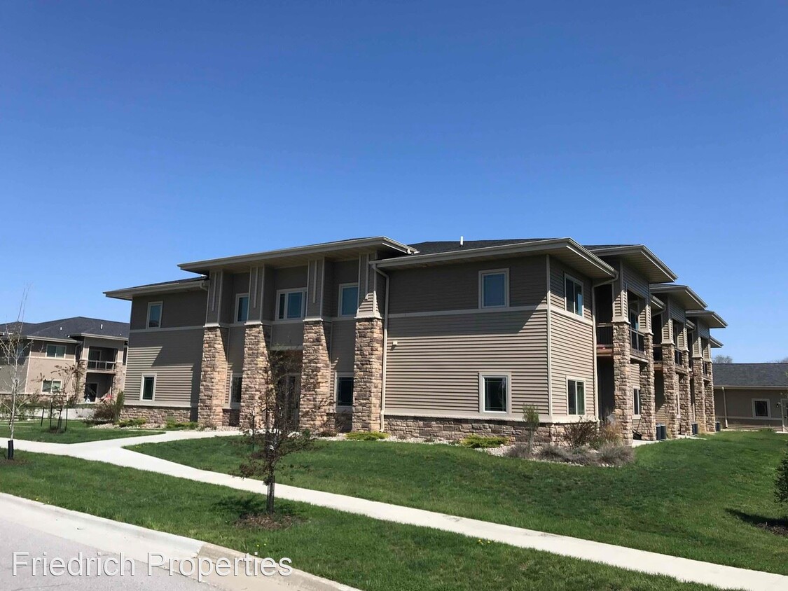 Foto principal - 2710 Bobcat Dr