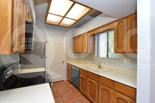 Foto del edificio - 1287 N Alma School Rd