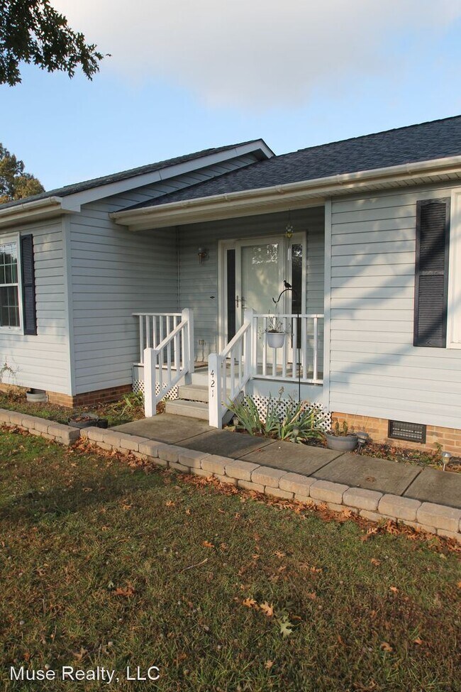 Building Photo - 3 br, 2 bath House - 421 Peachtree Road