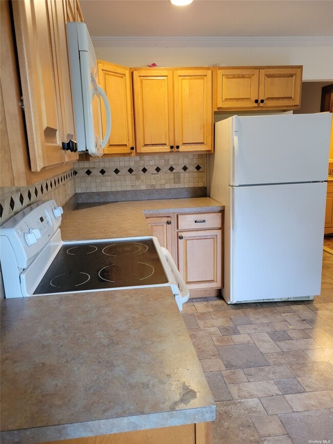 Building Photo - 7 White Birch Cir