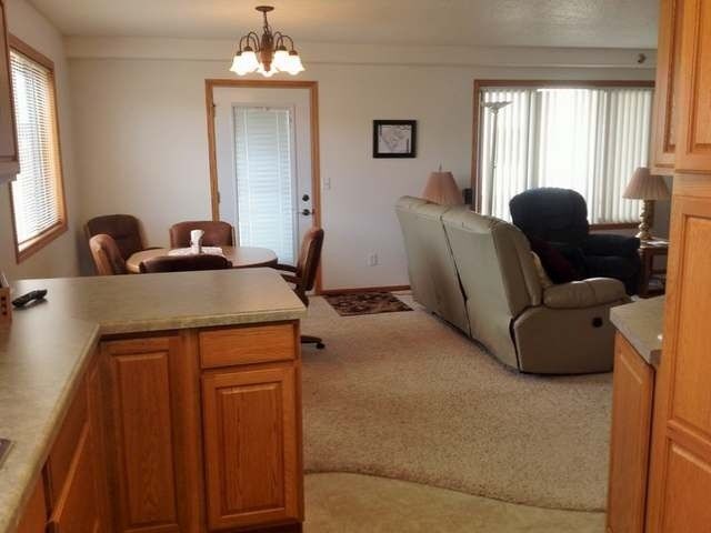 Dining - 1401 N 33rd St