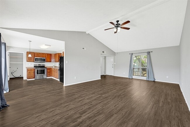 Foto del edificio - 17303 Nordway Dr