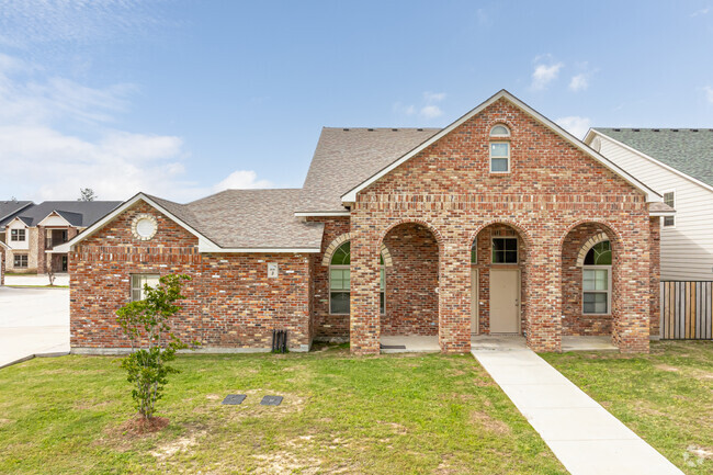 Foto del edificio - Timber Creek Townhomes