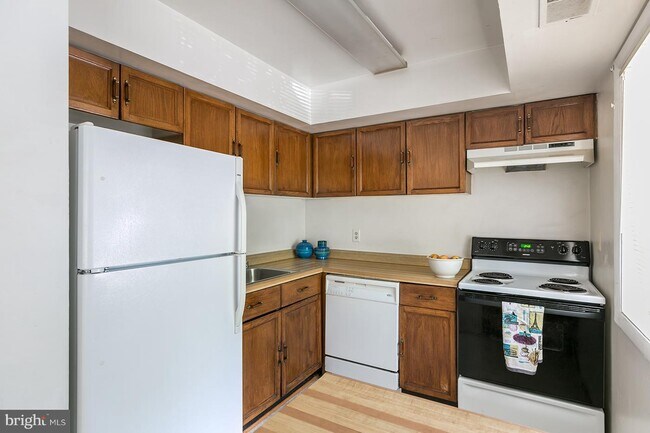 Foto del edificio - 3342 S 28th St