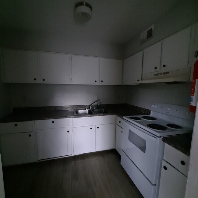 Foto del edificio - 4432 Sumners Wells Rd