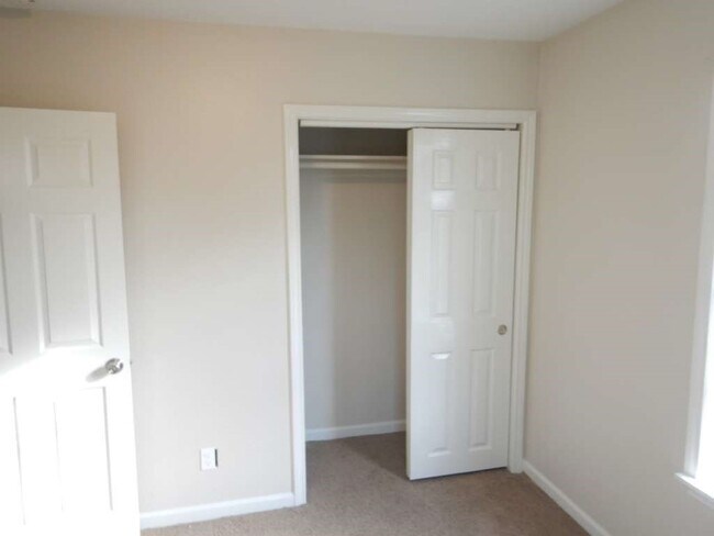 Foto del edificio - 4218 Buck St