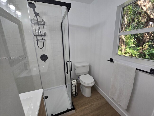 Foto del edificio - 287 NE 118th Terrace