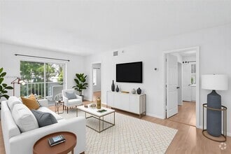 Building Photo - 2900 Banyan St