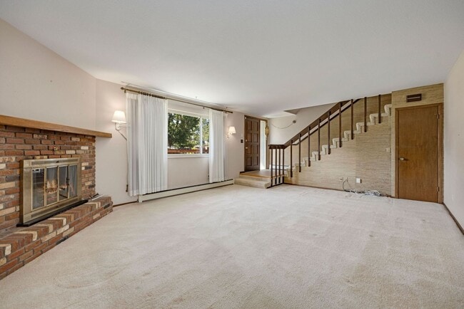 Building Photo - 745 Nyssa Drive