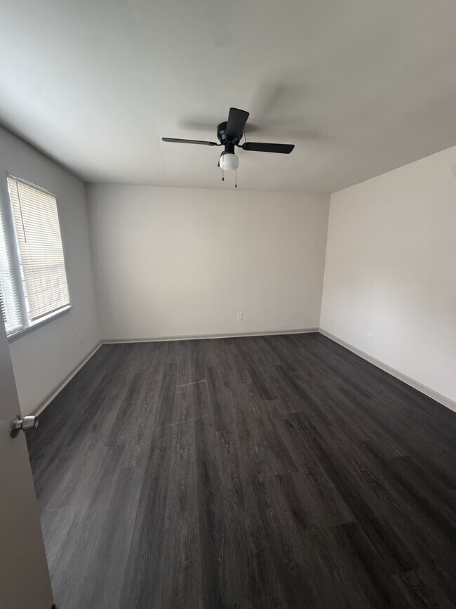 Foto del edificio - 1133 43rd St N