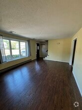 Building Photo - 835 Mt Hope St
