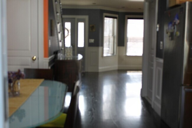 Foto del edificio - 10 Roseclair St