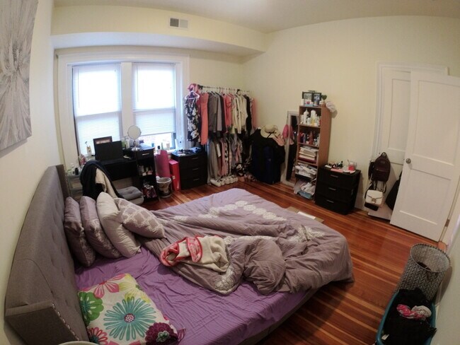 Foto del edificio - 1463 Beacon St