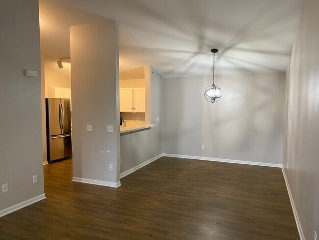 Building Photo - 124 Bertram Dr