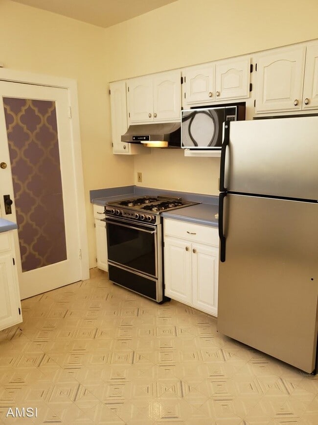Building Photo - 1 br, 1 bath House - 45 Dorland St #4