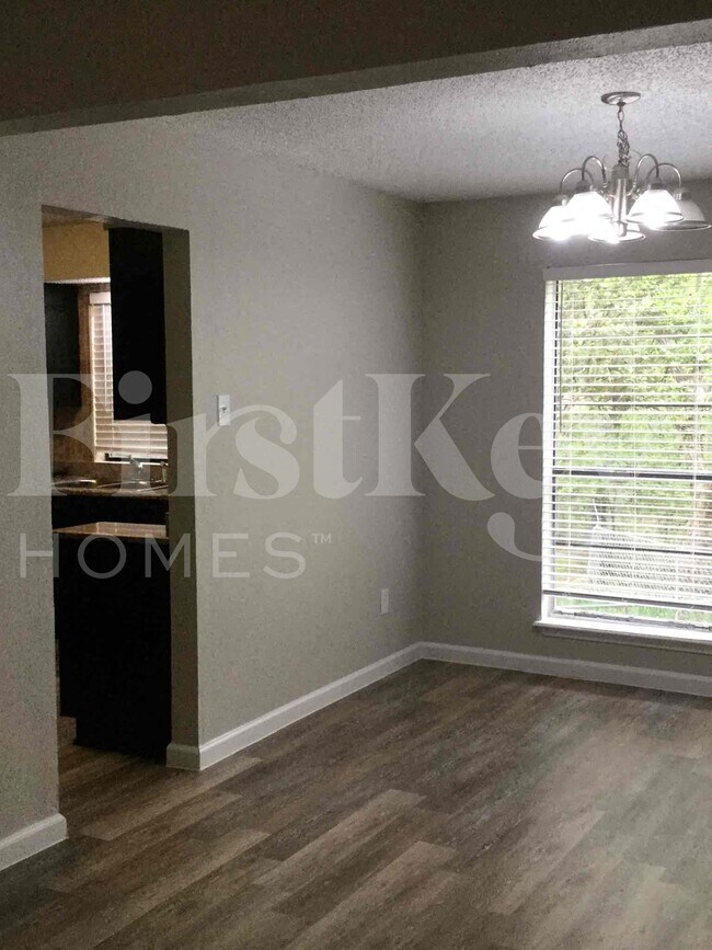 Foto del edificio - 3900 Brookgate Ct