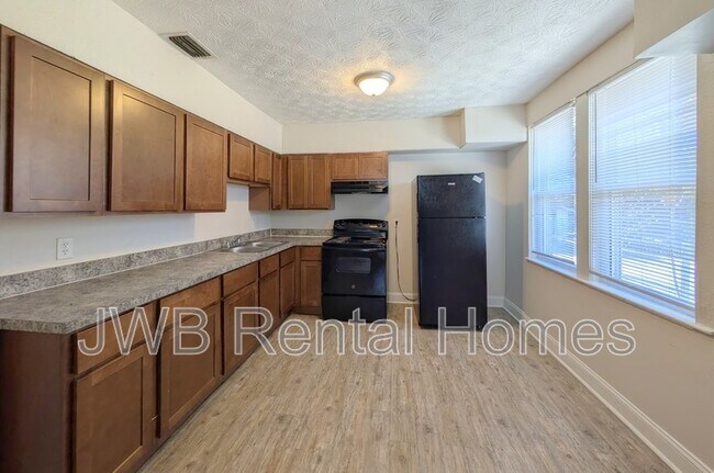 Foto del edificio - 44 W 55th St