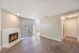 Building Photo - KD Place