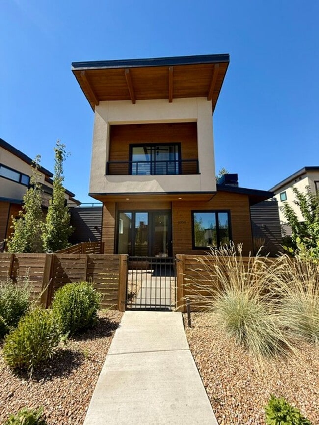 Building Photo - 3336 NW Celilo Ln