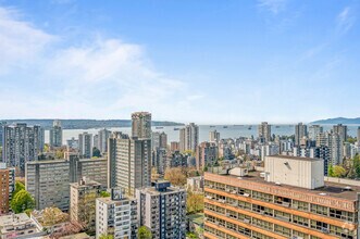 Building Photo - 1568 Alberni St