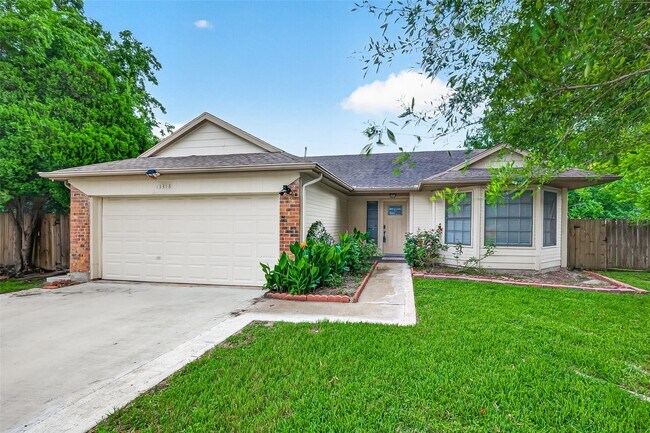 Foto del edificio - 13318 Ascot Glen Ln