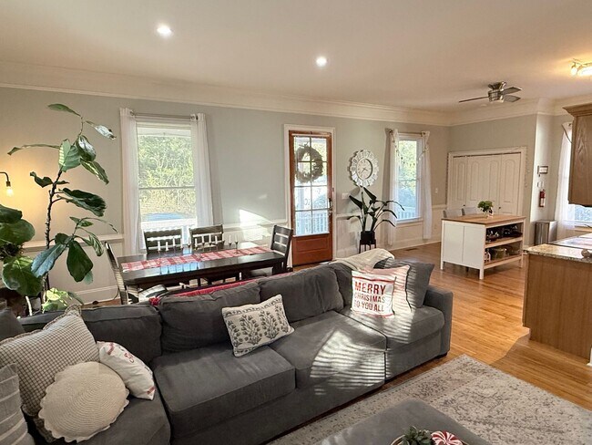 Foto del edificio - 772 Barber St