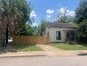 Building Photo - 1509 Willow St