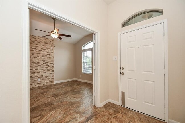 Building Photo - 24438 N Tide Bay Cir