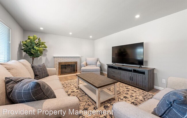 Foto del edificio - 3 br, 2 bath House - 1710 Main Street