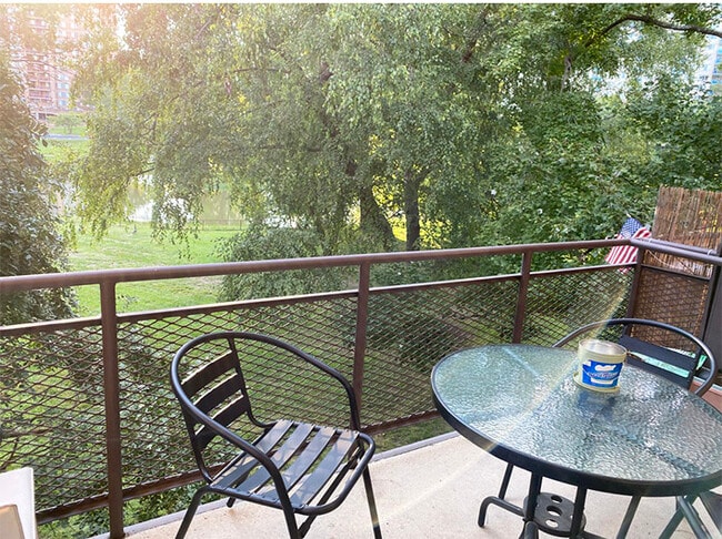 Building Photo - 10400 Rockville Pike