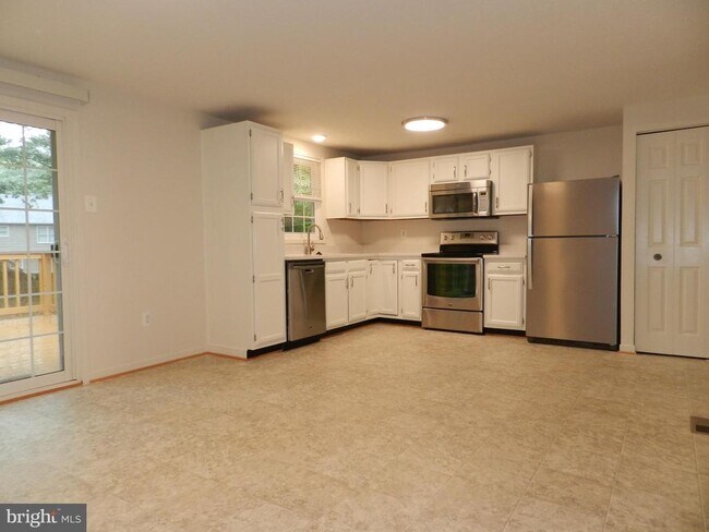 Foto del edificio - 10605 Holleybrooke Dr