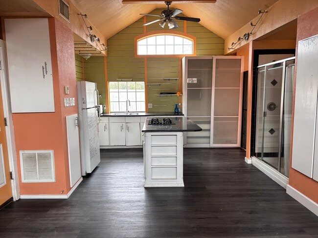 Foto del edificio - 715 Hill Alley St