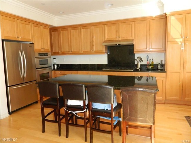 Building Photo - 3 br, 2 bath Townhome - 74 Fringe Tree