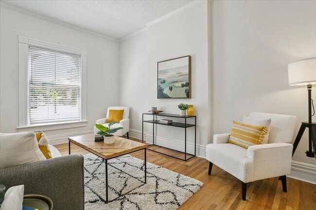 Photo - 3BD, 2BA House for Lease in Highlands Square