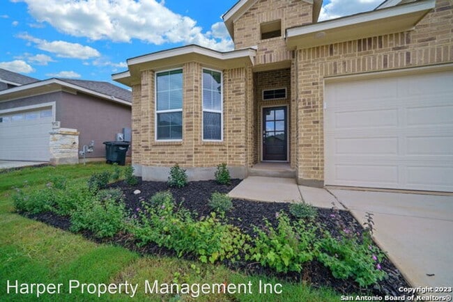 Building Photo - 3 br, 2 bath House - 3145 Morlanga St